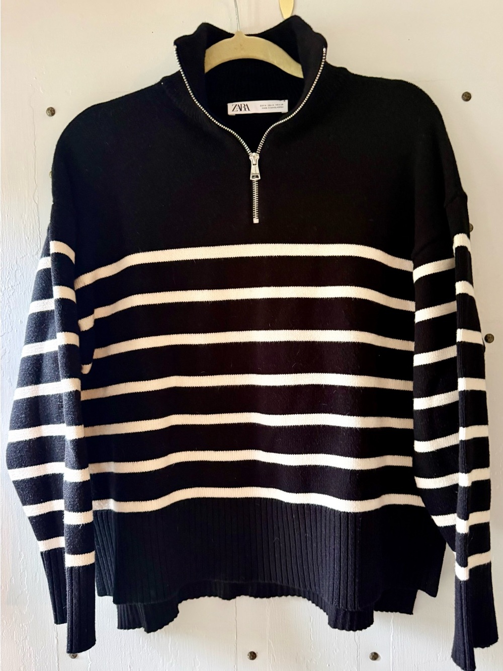 NWOT Zara black/white striped sweater